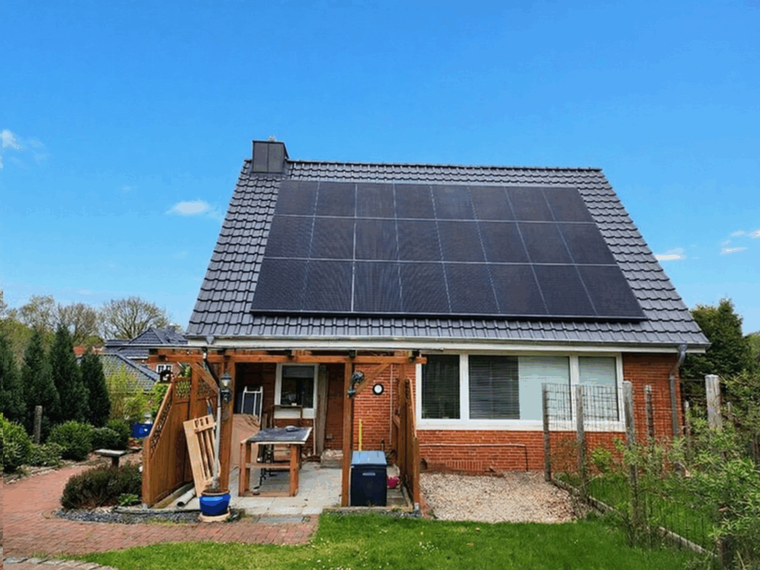 Dachsanierung in Dollern mit 10 kWp Photovoltaikanlage
